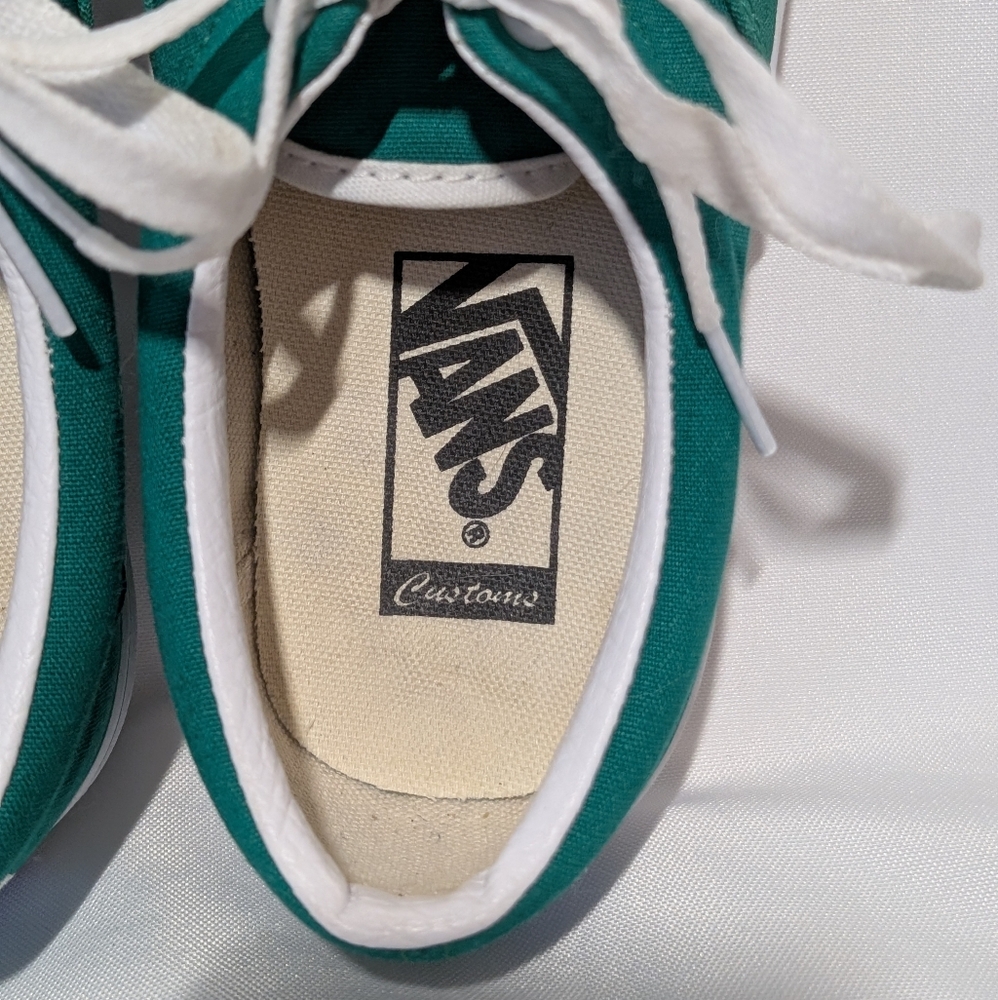 VANS x TURF CLUB Green Shoes EUC - Picture 14 of 16